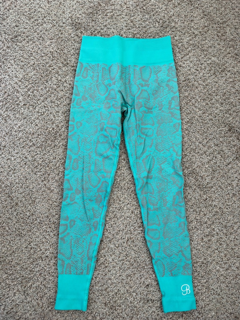 Bombshellsportswear and Snake Print Seamless Leggings